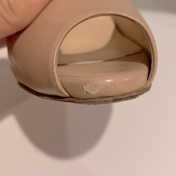 Christian Louboutin nude heels - Picture 5 of 15
